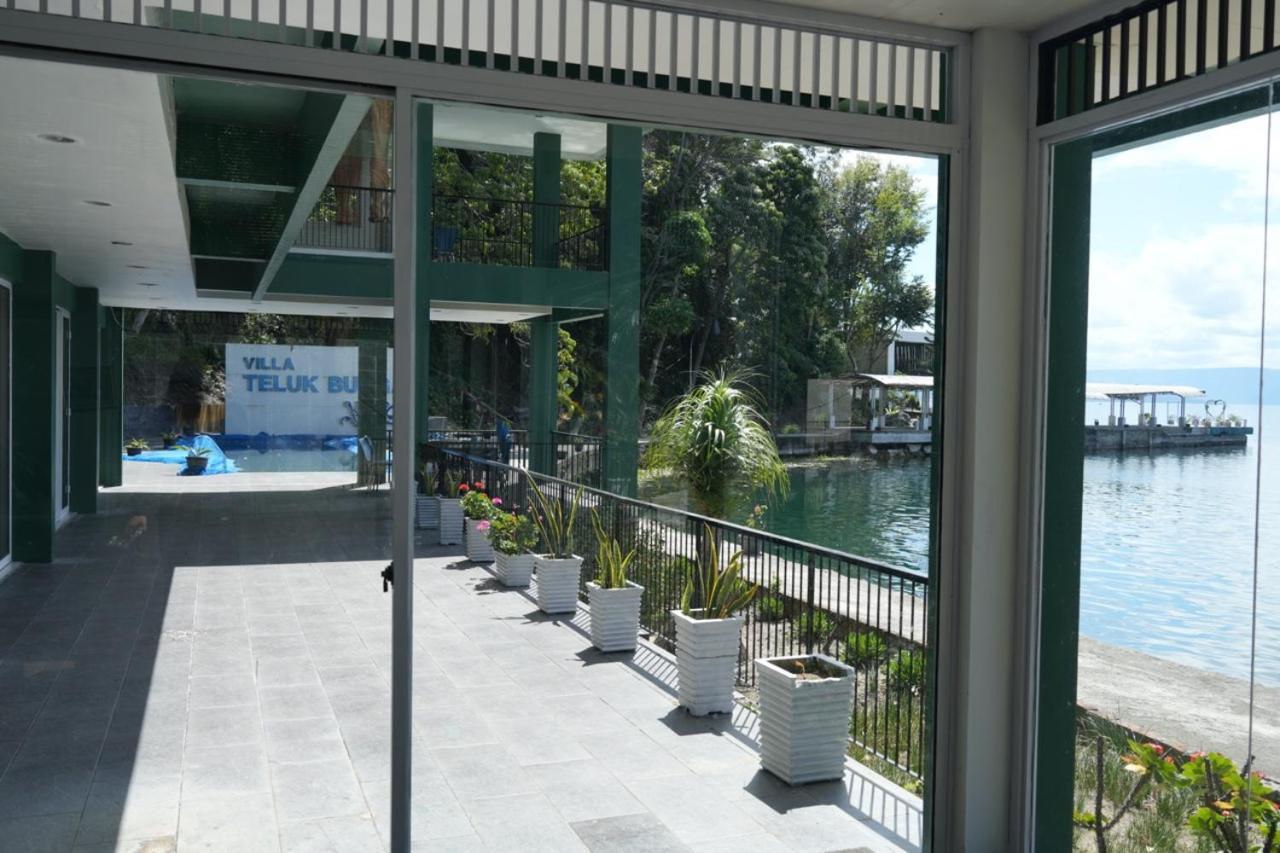 Tiara Bunga Hotel & Villa Balige Exterior foto